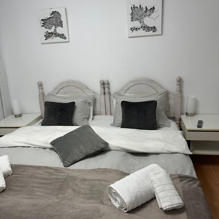 לינה וארוחת בוקר סן מיגל דה סלינאס Casa Lanjaron מראה חיצוני תמונה