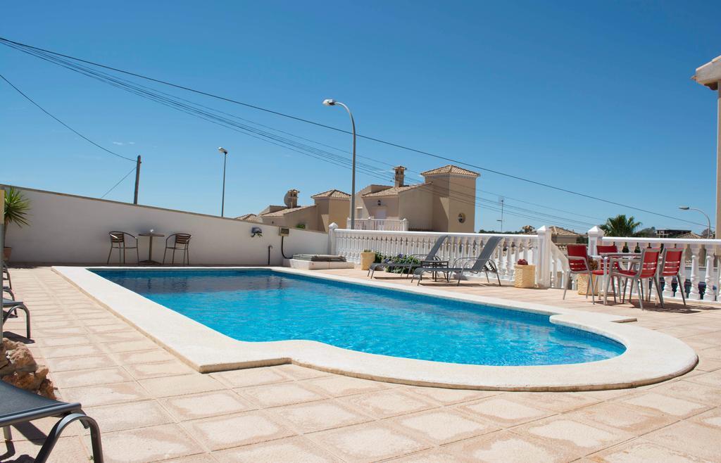 לינה וארוחת בוקר סן מיגל דה סלינאס Casa Lanjaron מראה חיצוני תמונה