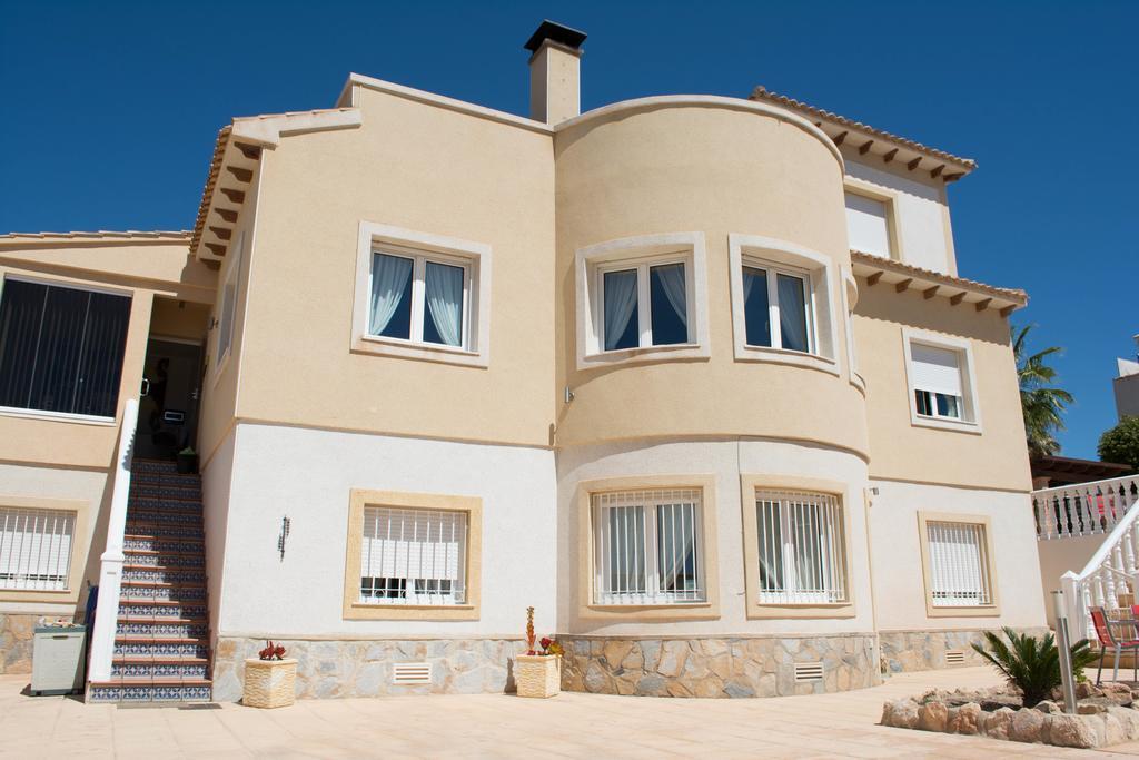 לינה וארוחת בוקר סן מיגל דה סלינאס Casa Lanjaron מראה חיצוני תמונה
